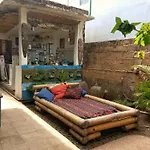 Rumah Warna