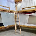 Farmer\'S Yard Hostel