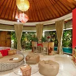 4S Villas At Seminyak Square