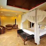 Casablanca Suite