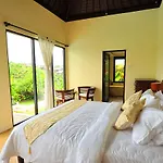 Casablanca Suite