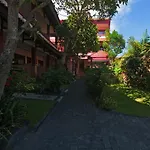 Pesona Beach Inn