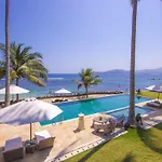 Beachfront Citakara Sari Villas
