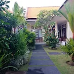 Purnama Guesthouse