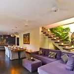 Elok Villas