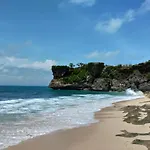 Balangan Paradise Hostel And Restaurant