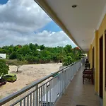 Balangan Paradise Hostel And Restaurant