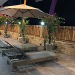 Derose Guest House