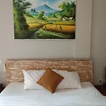 Umah Tikari Guesthouse