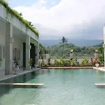 Villa Putih Lovina