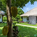 Villa Segara Murti - Stylish Beachfront Villa!