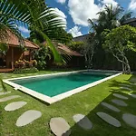 Orora Bungalows