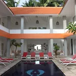 Bondalem Beach Club