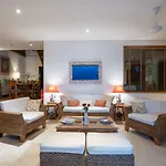 Villa Nusa