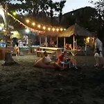 Barracuda Beach Hostel