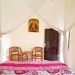 Nusa Garden Bungalow