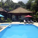 Villa Elina