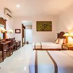 Vila Shanti Beach Front Hotel Sanur