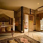 Taman Nauli Boutique Rooms
