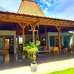 Villa Manik