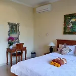 Pondok Taman Asri Homestay