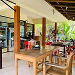 Pandawa Beach Homestay