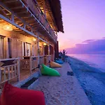 The Dewi Sun Sun Suite