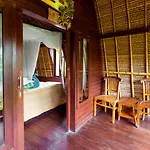 Adi Bungalow Lembongan
