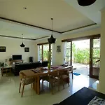 Villa Aurikari