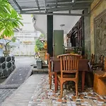 Mahendra Beach Inn