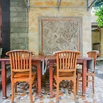 Mahendra Beach Inn