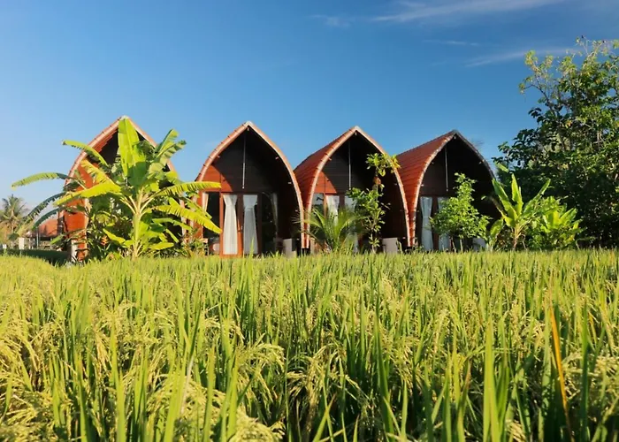 Keramas Surf Camp