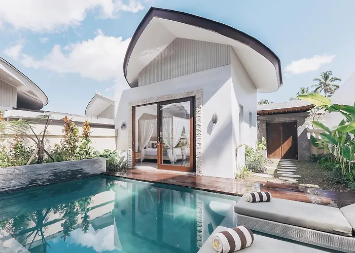 Daun Lebar Villas