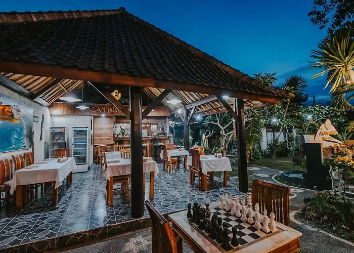 Alam Nusa Bungalow Huts & Spa