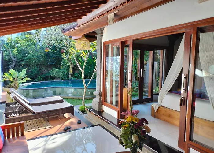 Baruna Sari Villa