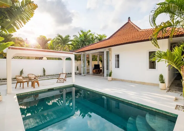 Villa Platform Luxe 3Br Villa In Canggu By Azure Near Oldmans