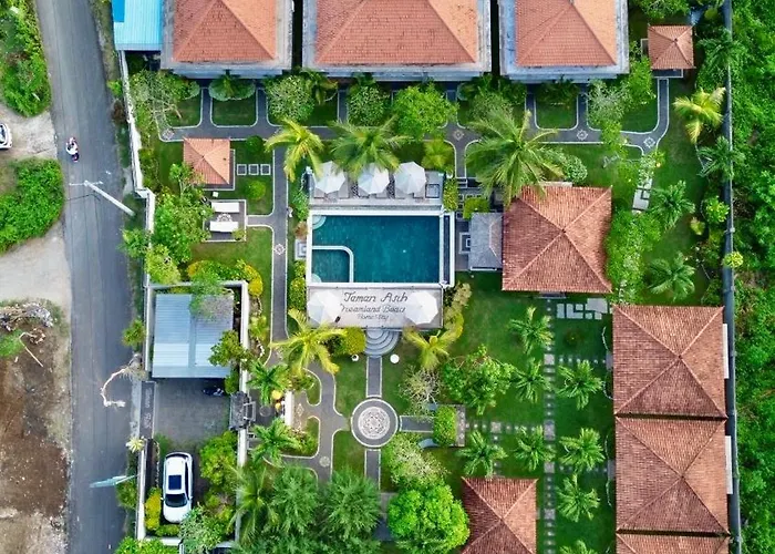 Taman Asih Bingin Homestay