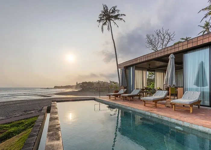 Ultimate Beachfront Villa Cascade Balian