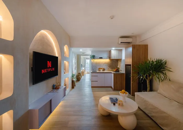 Sunset Suites, 1 Bed Apartment, Jayakarta Hotel