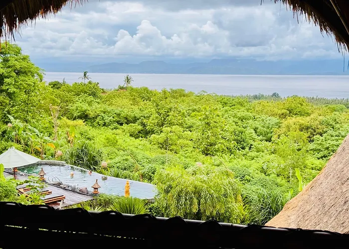 Penida Bambu Green Suites