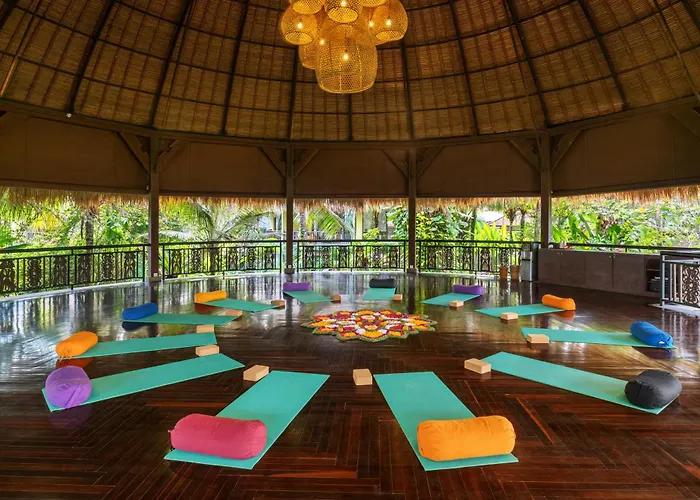 Honai Resort