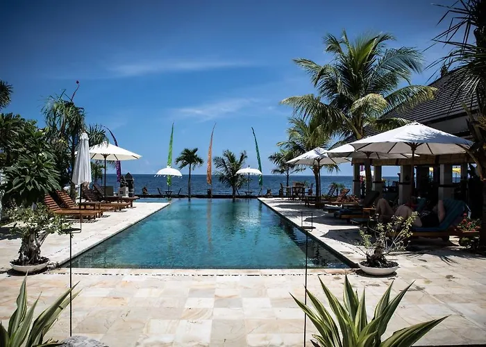 Kelapa Lovina Beach Villa