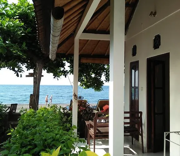Volcano Beach Bungalow