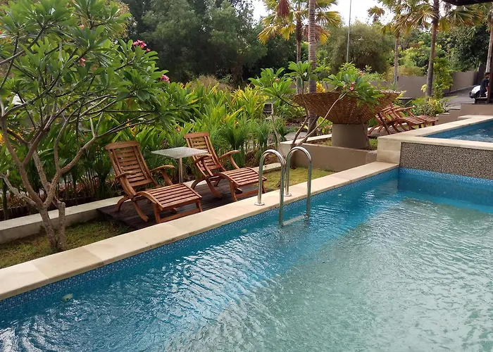 Bali Umah Tinjung