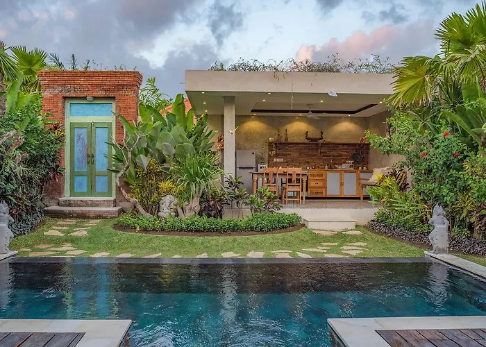 Kubu Kayu Villas