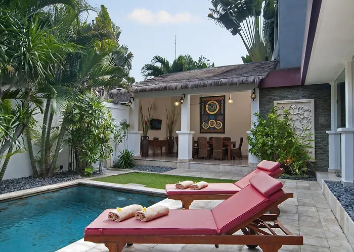 4BR Villa Selasa - Minggu Villas Seminyak