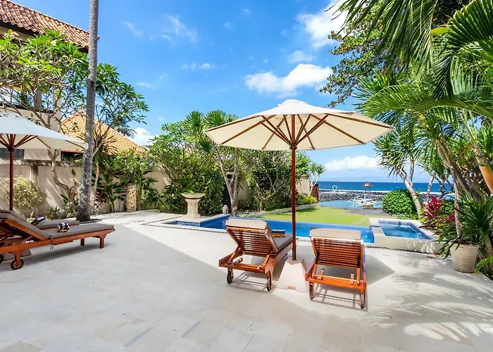 Villa Pantai Candidasa By Villa Finder