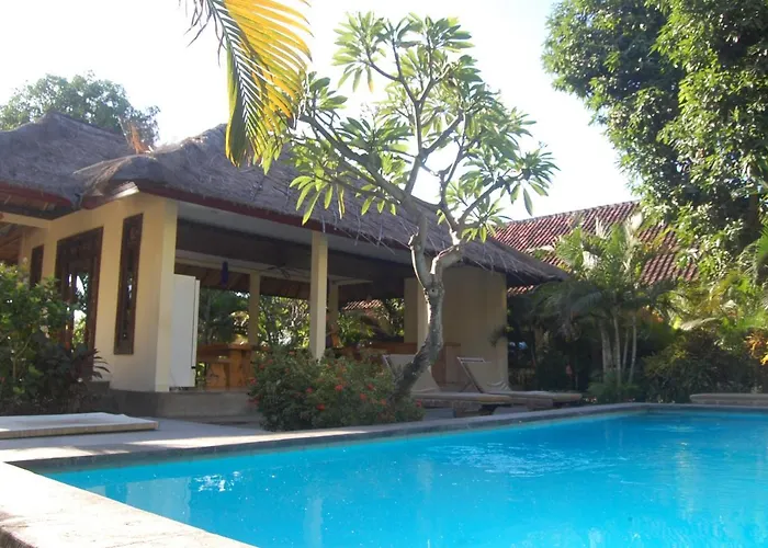 Star East Bungalows