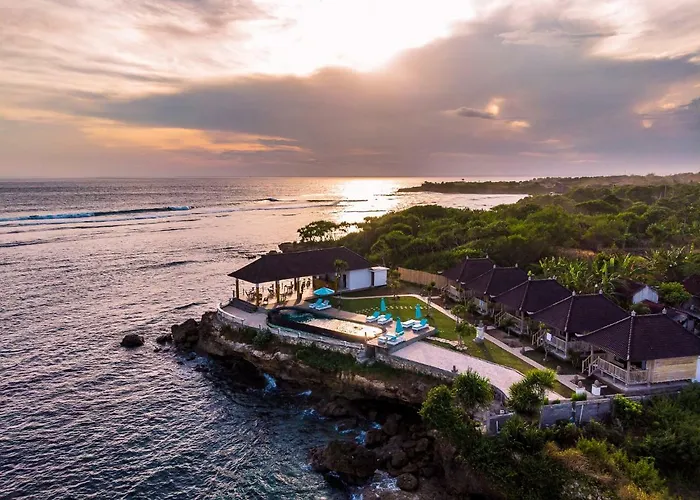 Ombak Bay Lembongan