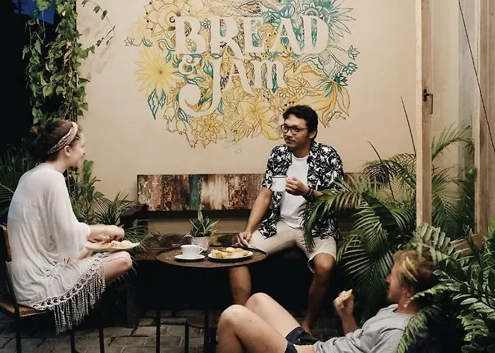 Bread And Jam Hostel